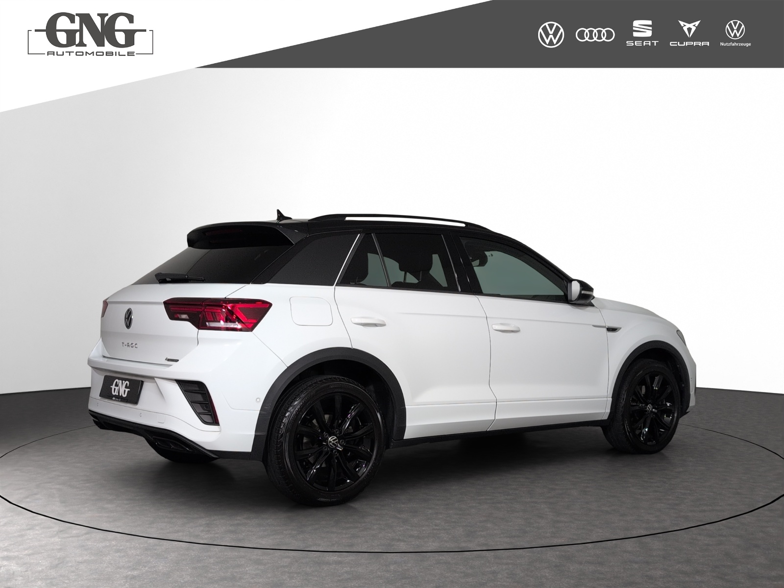 VW T-Roc 2.0 TSI R-Line DSG 4Motion-image-2