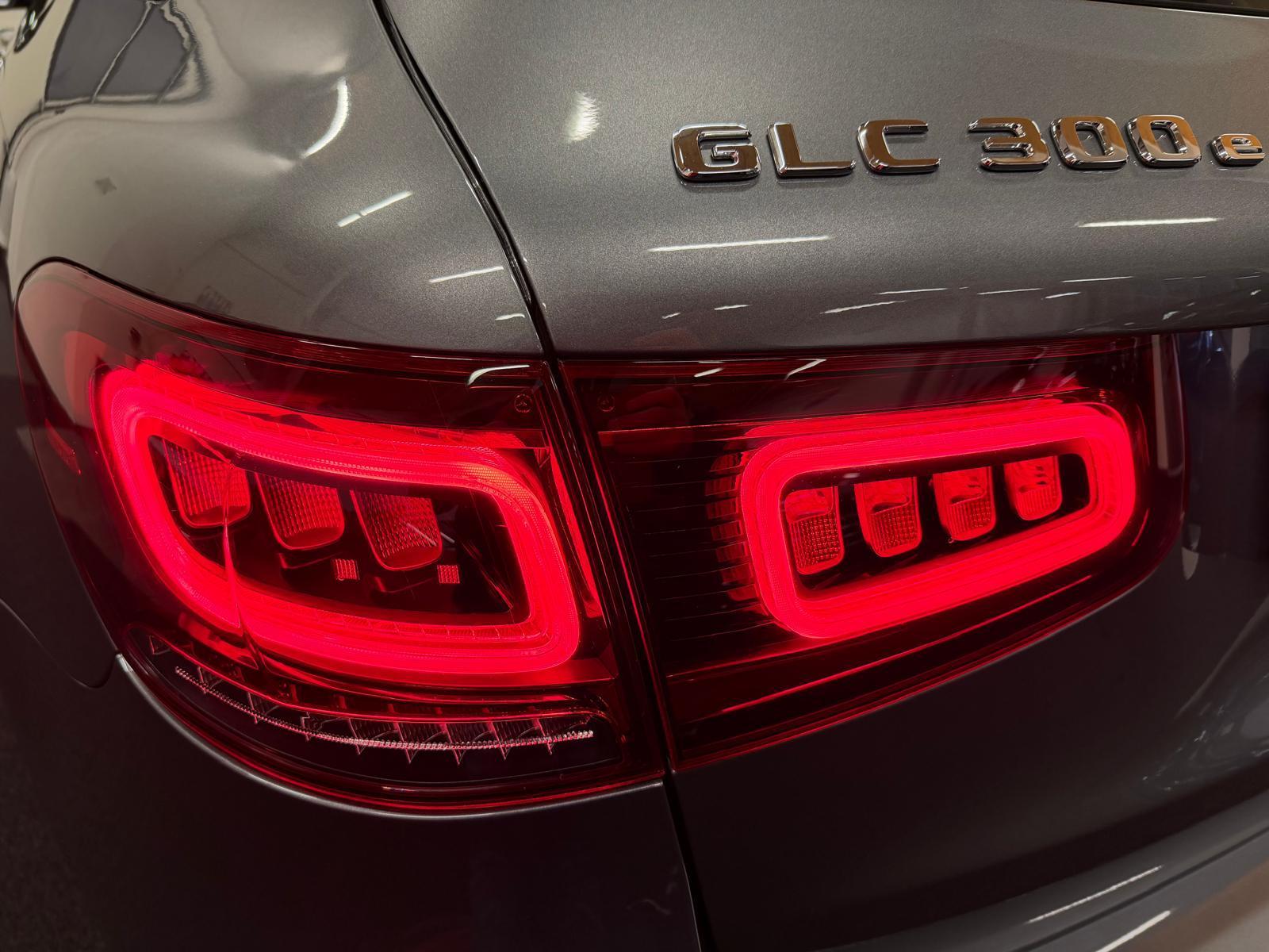 MERCEDES-BENZ GLC 300 e 4m-image-8