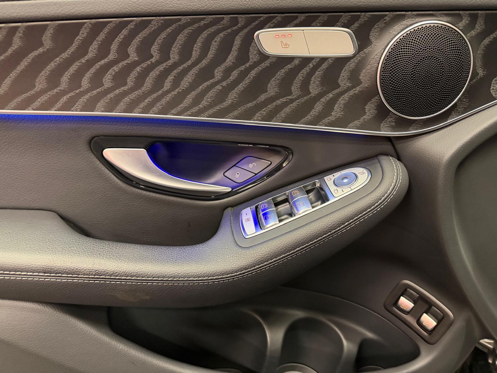 MERCEDES-BENZ GLC 300 e 4m-image-15