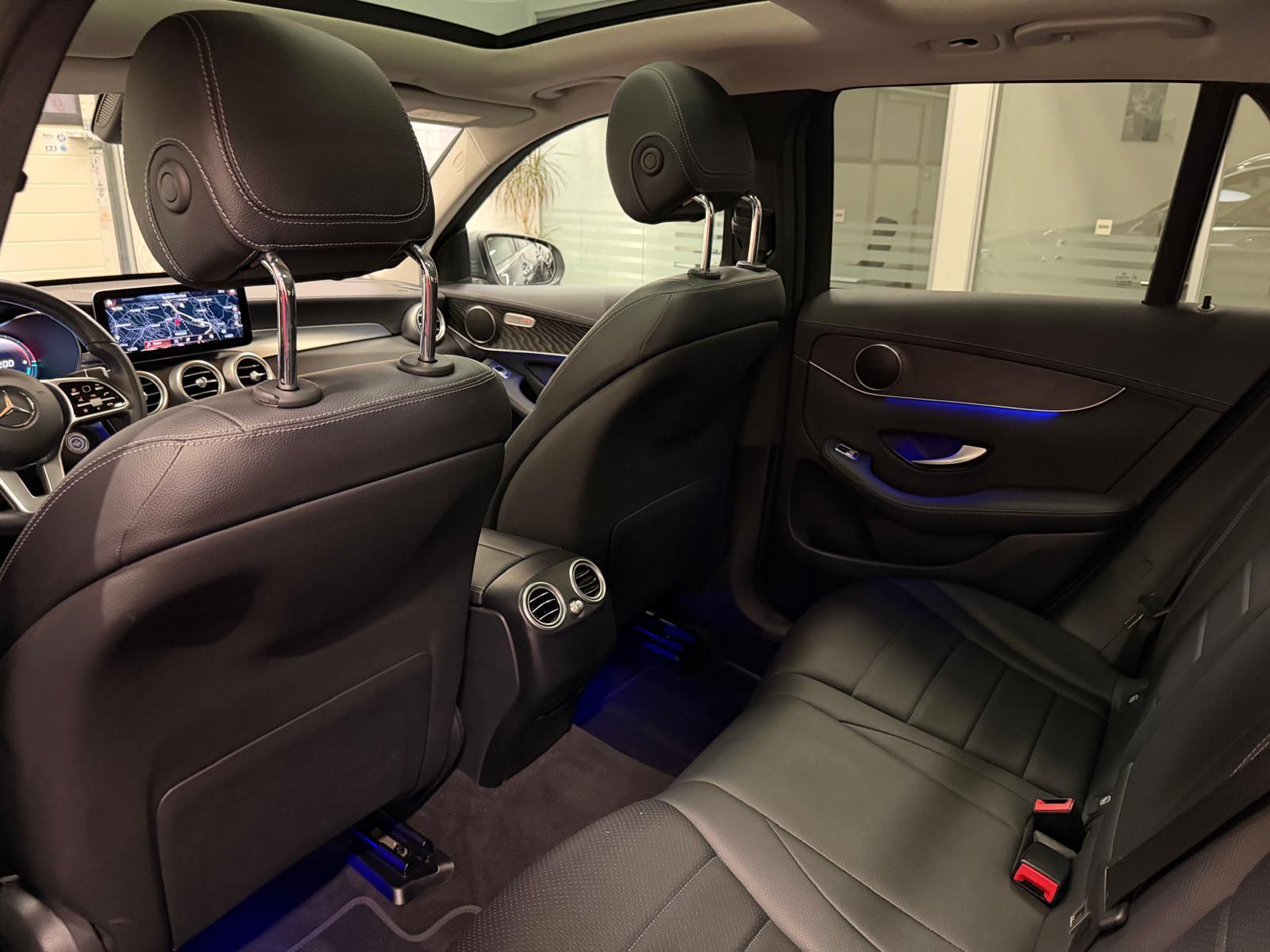 MERCEDES-BENZ GLC 300 e 4m-image-11