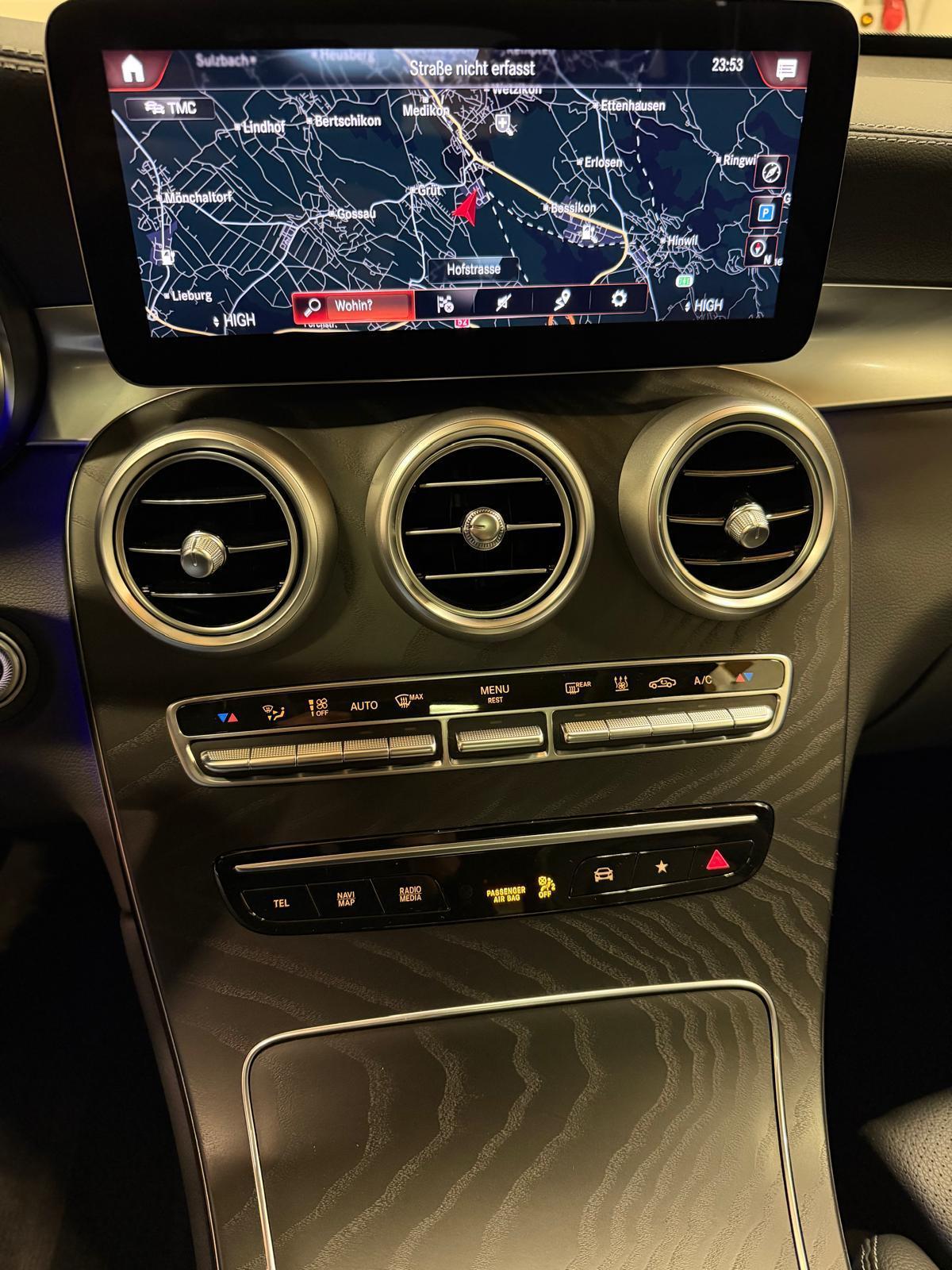MERCEDES-BENZ GLC 300 e 4m-image-22