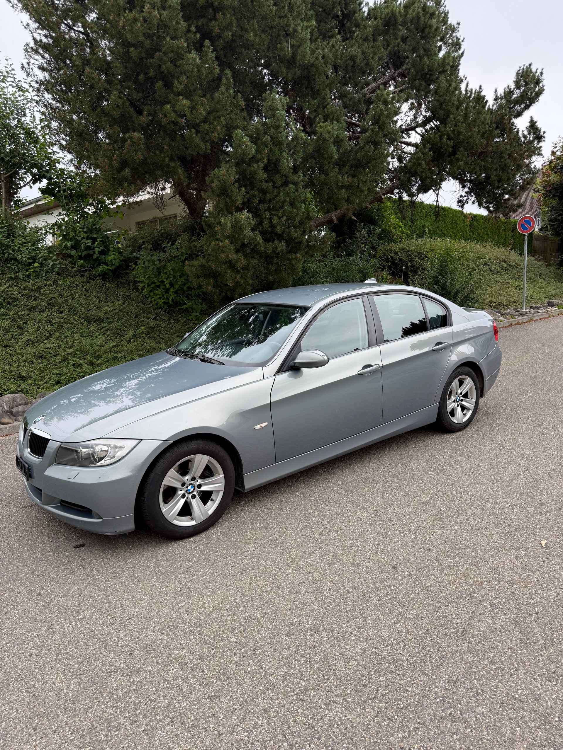 BMW 320d-image-2