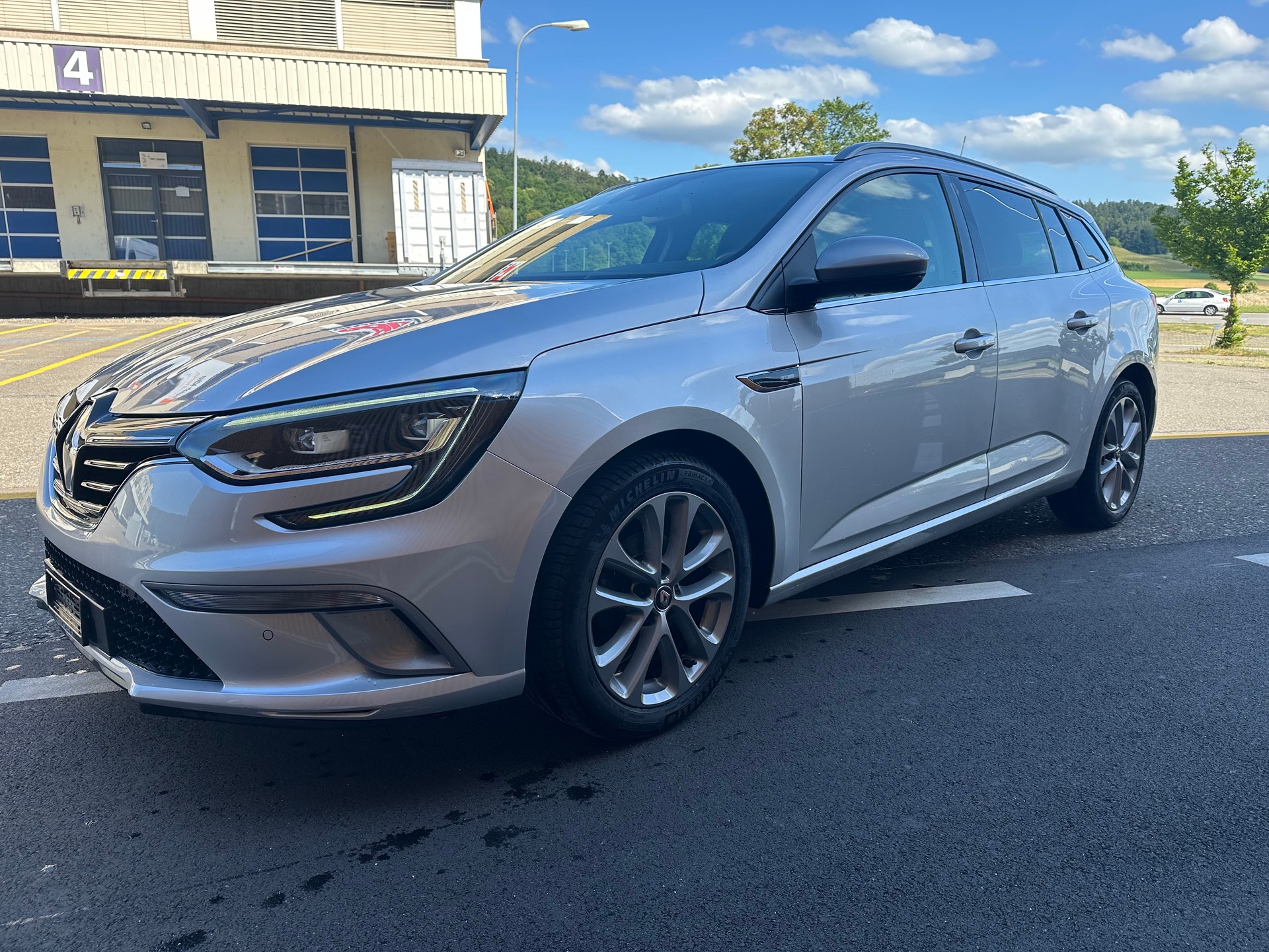 RENAULT Mégane Grandtour 1.2 16V Turbo GT Line-image-0