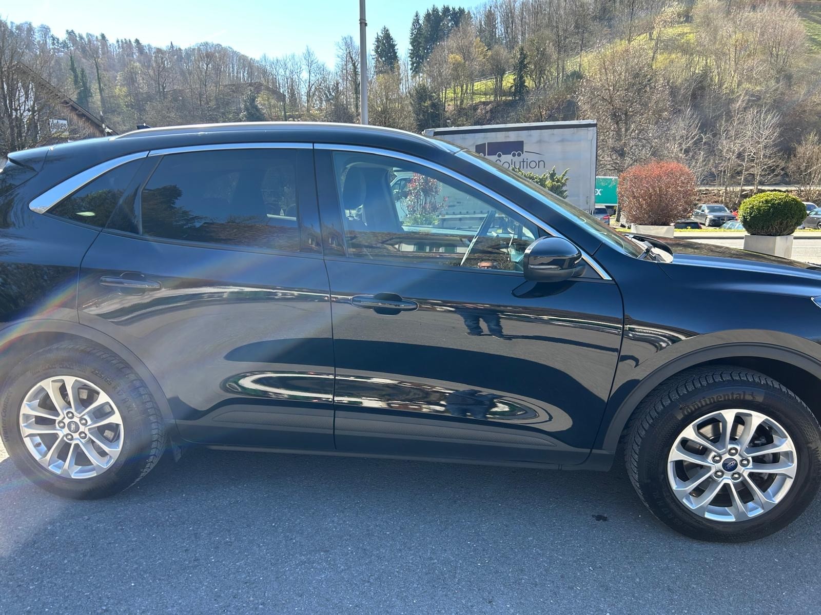FORD KUGA 2.5 FHEV 4x4-image-1