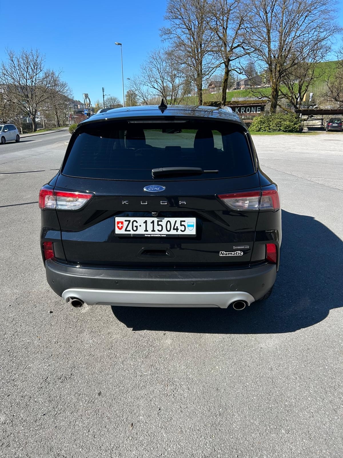 FORD KUGA 2.5 FHEV 4x4-image-2