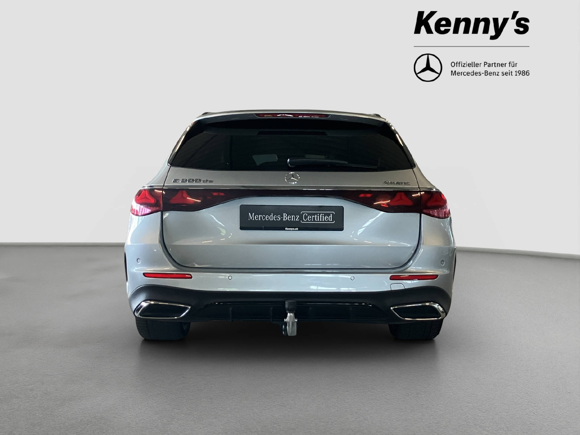 MERCEDES-BENZ E 300 de AMG Line 4matic Kombi-image-4