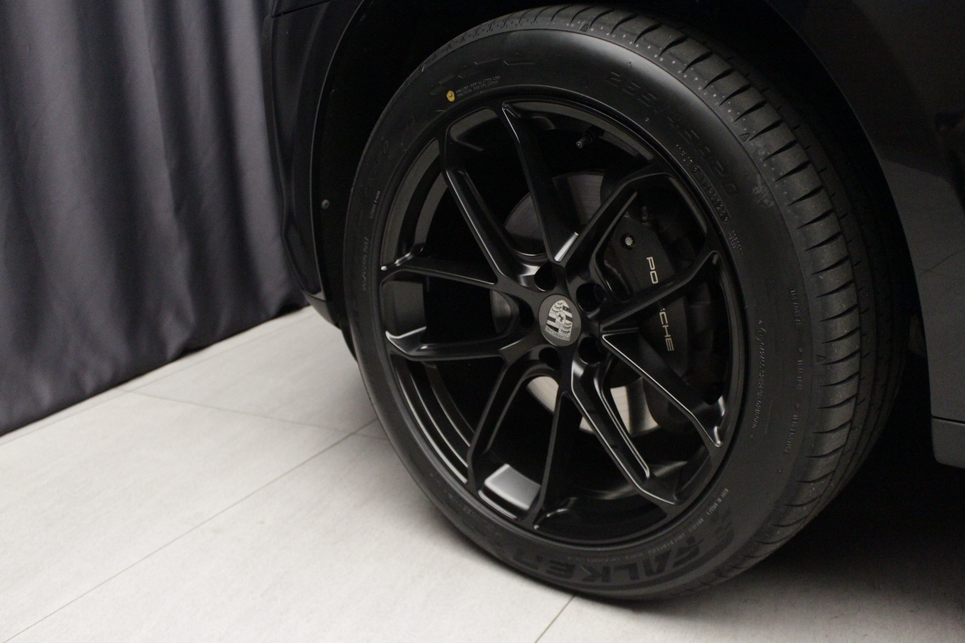 PORSCHE Macan PDK-image-24