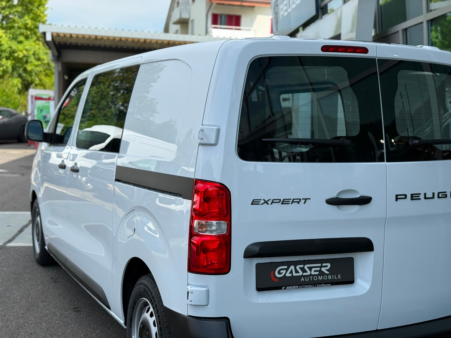 PEUGEOT Expert 1.5 BlueHDi 120 S&S Standard-showroom-element-3