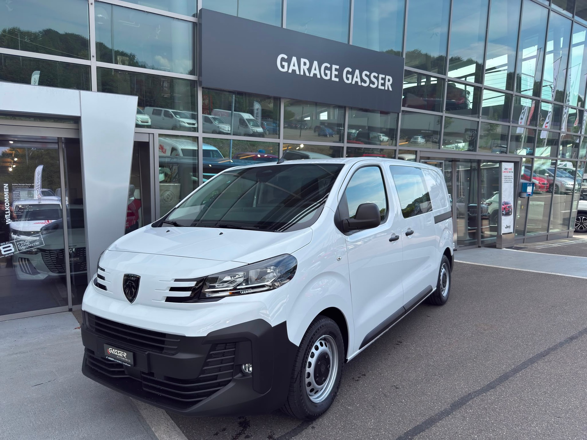 PEUGEOT Expert 1.5 BlueHDi 120 S&S Standard
