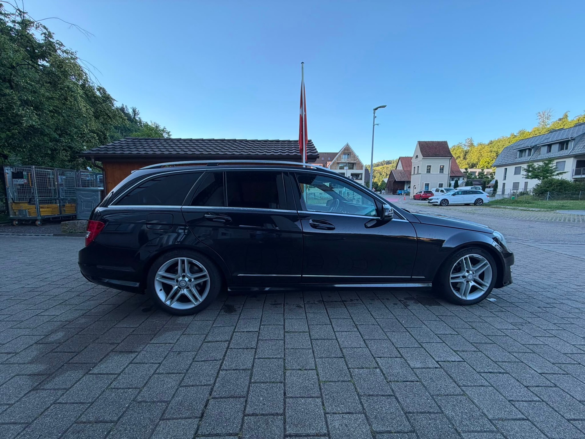 MERCEDES-BENZ C 220 CDI Avantgarde 4Matic 7G-Tronic-image-4