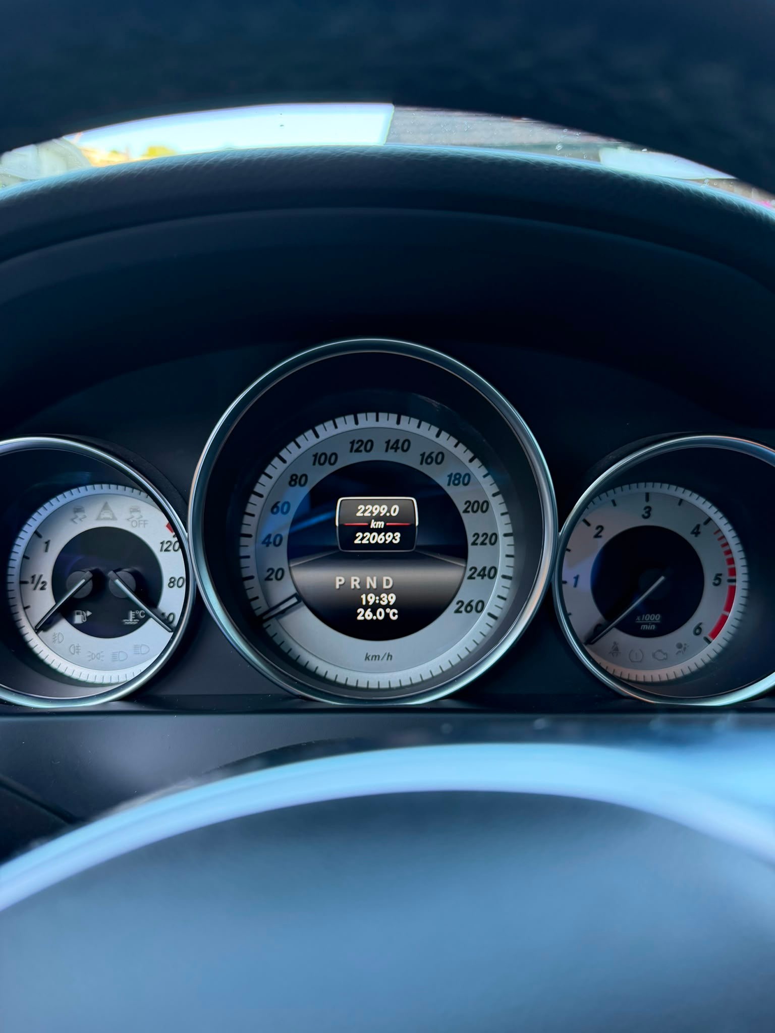 MERCEDES-BENZ C 220 CDI Avantgarde 4Matic 7G-Tronic-image-8
