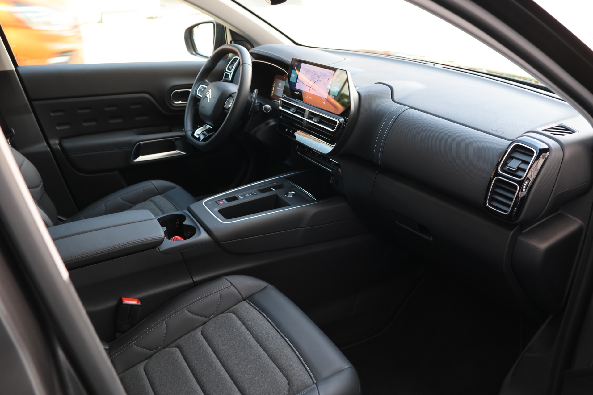 CITROEN C5 Aircross 1.6 PHEV Swiss Edition (CH)-image-16