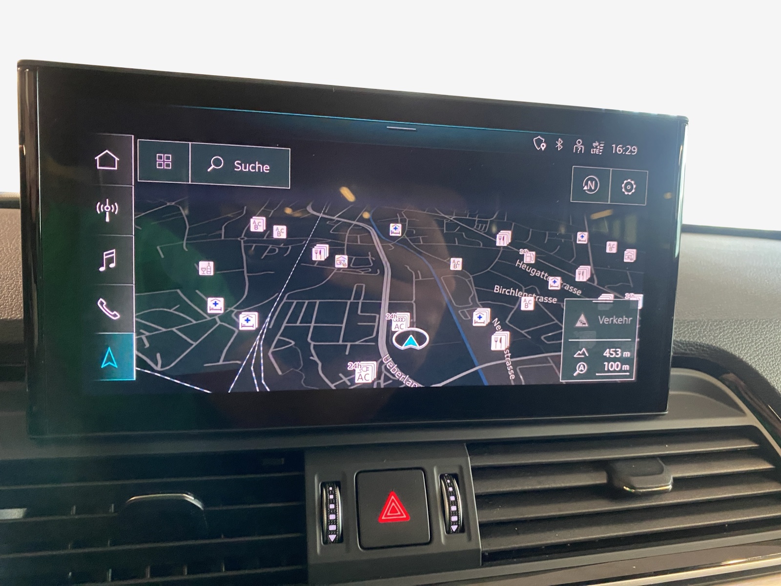 AUDI Q5 Sportback 55 TFSI e PHEV S line quattro S-tronic-image-16