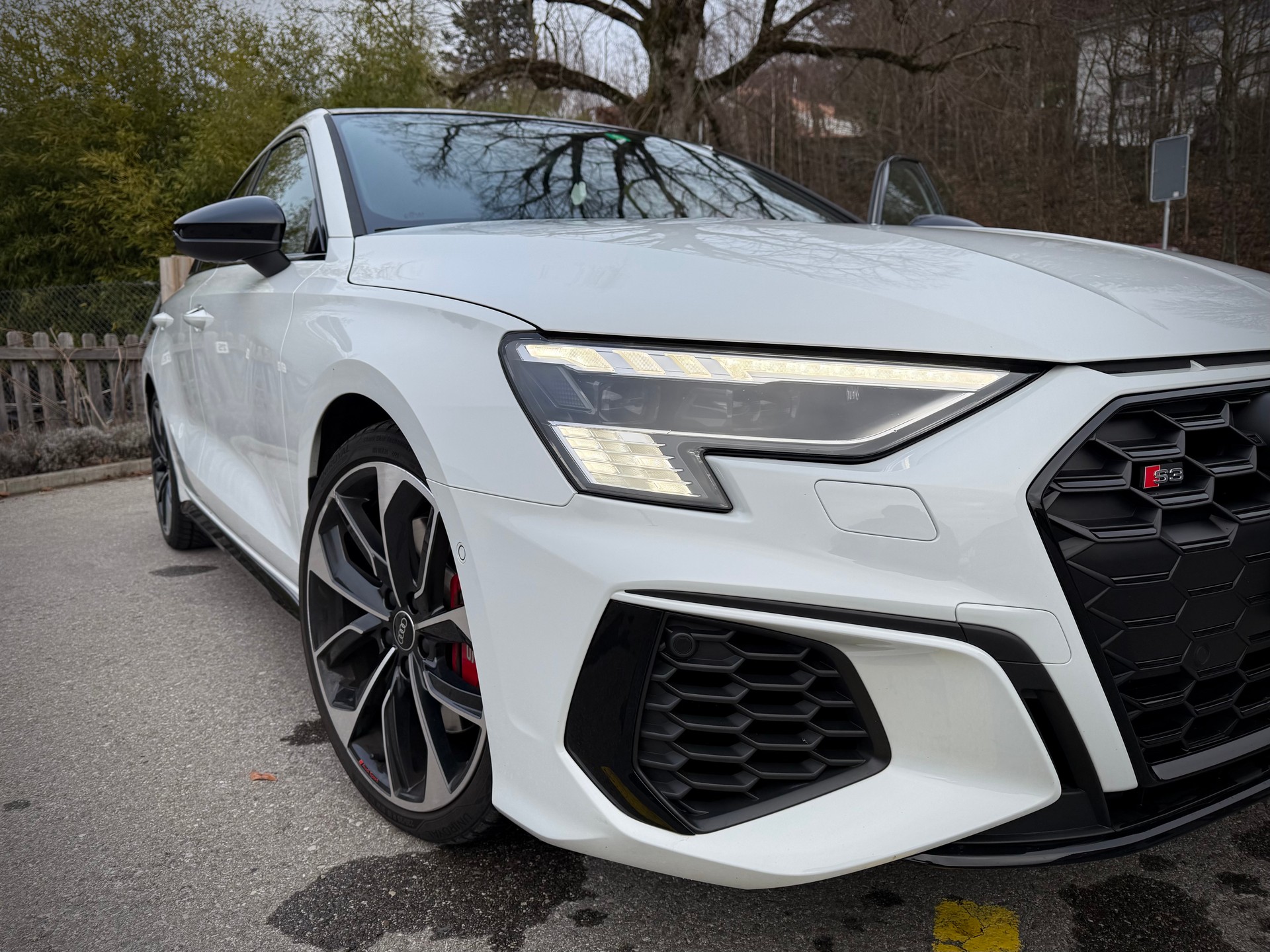 AUDI S3 2.0 TFSI quattro S-Tronic-image-2