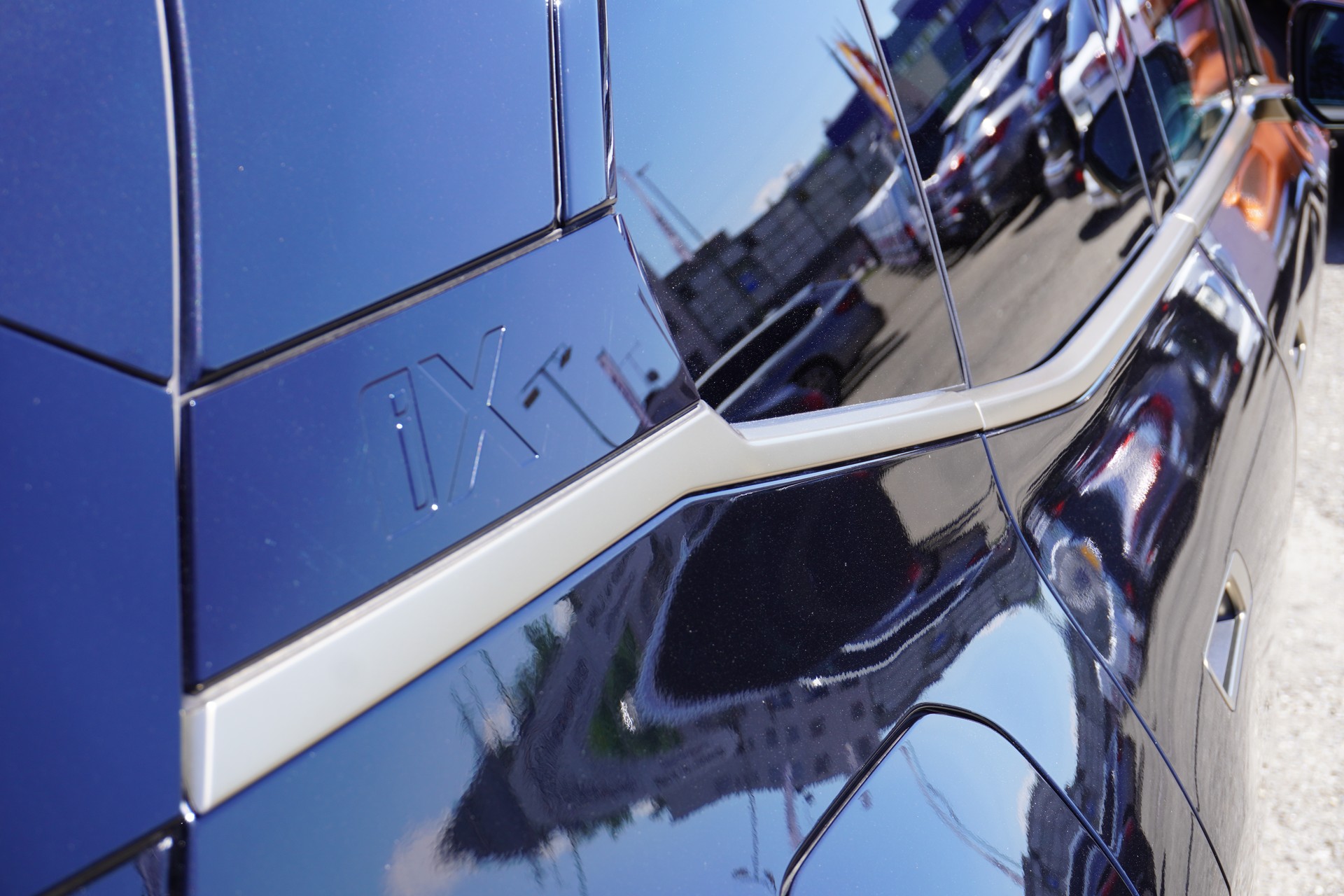 BMW iX M60-image-53