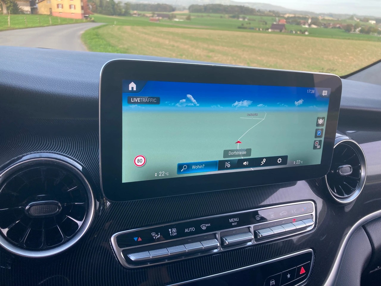 MERCEDES-BENZ V 220 d lang 4Matic 9G-Tronic 7 Sitzer-image-14
