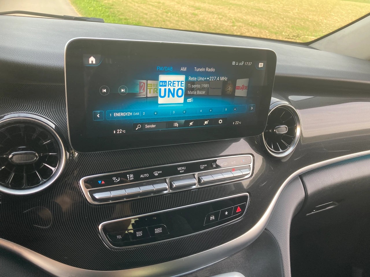 MERCEDES-BENZ V 220 d lang 4Matic 9G-Tronic 7 Sitzer-image-10