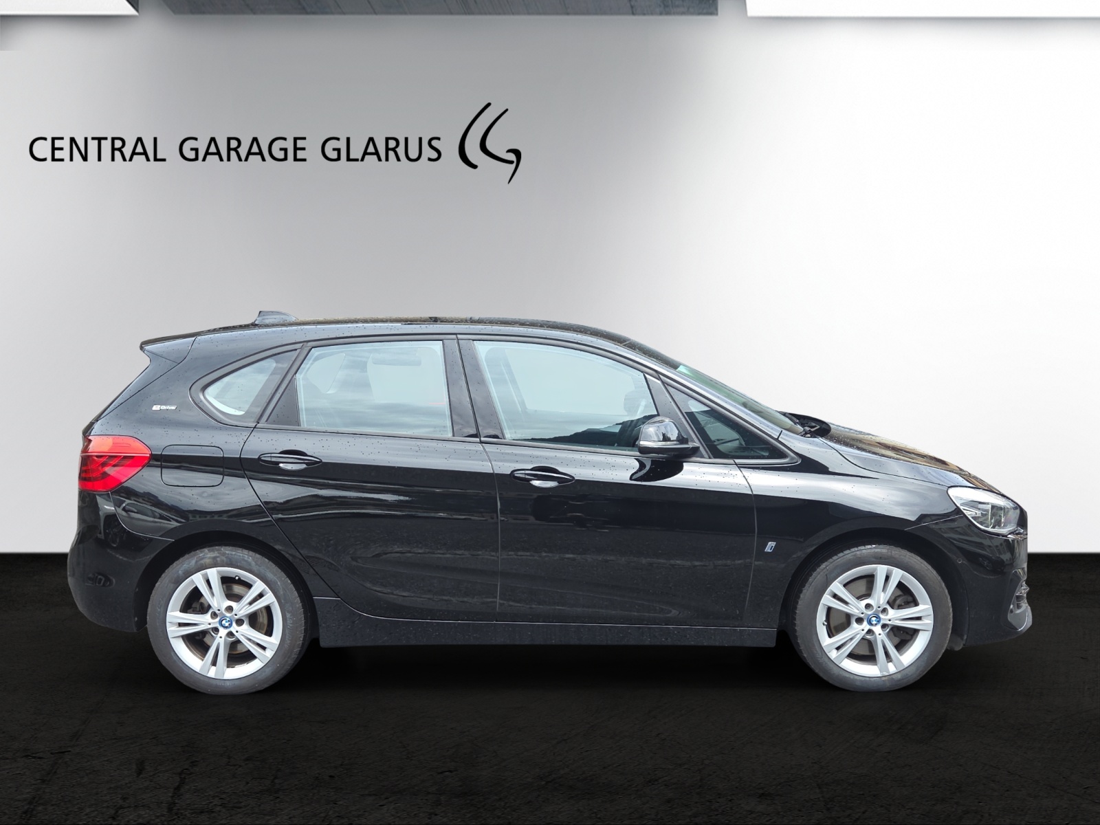 BMW 225xe iPerformance Active Tourer Steptronic Sport Line-image-4