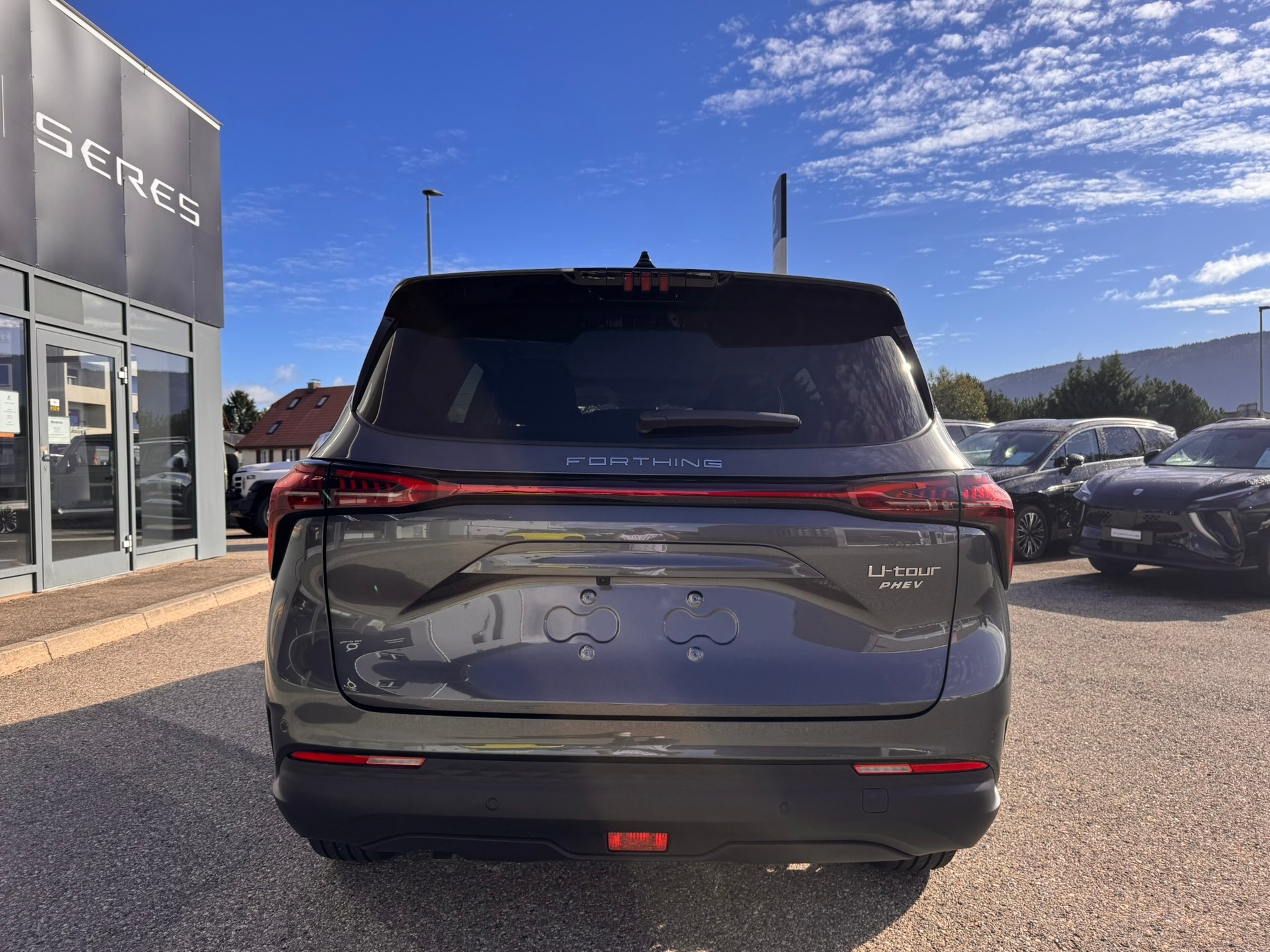 FORTHING 4 U-Tour 1.5 T GDI PHEV-image-3