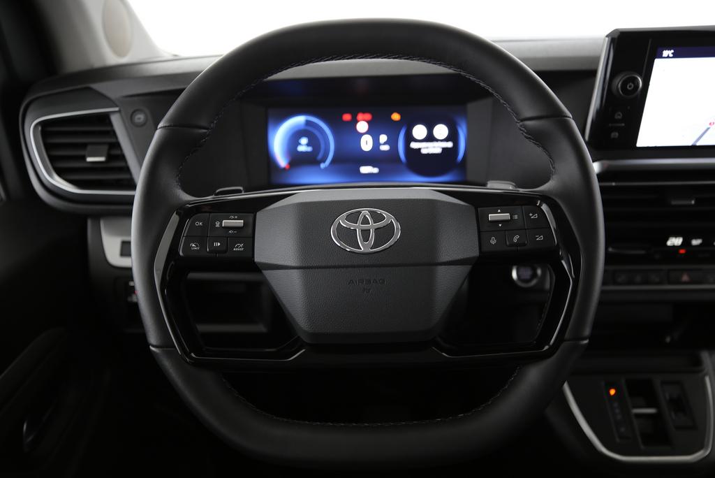 TOYOTA PROACE Verso L1 2.0 D Trend-image-5