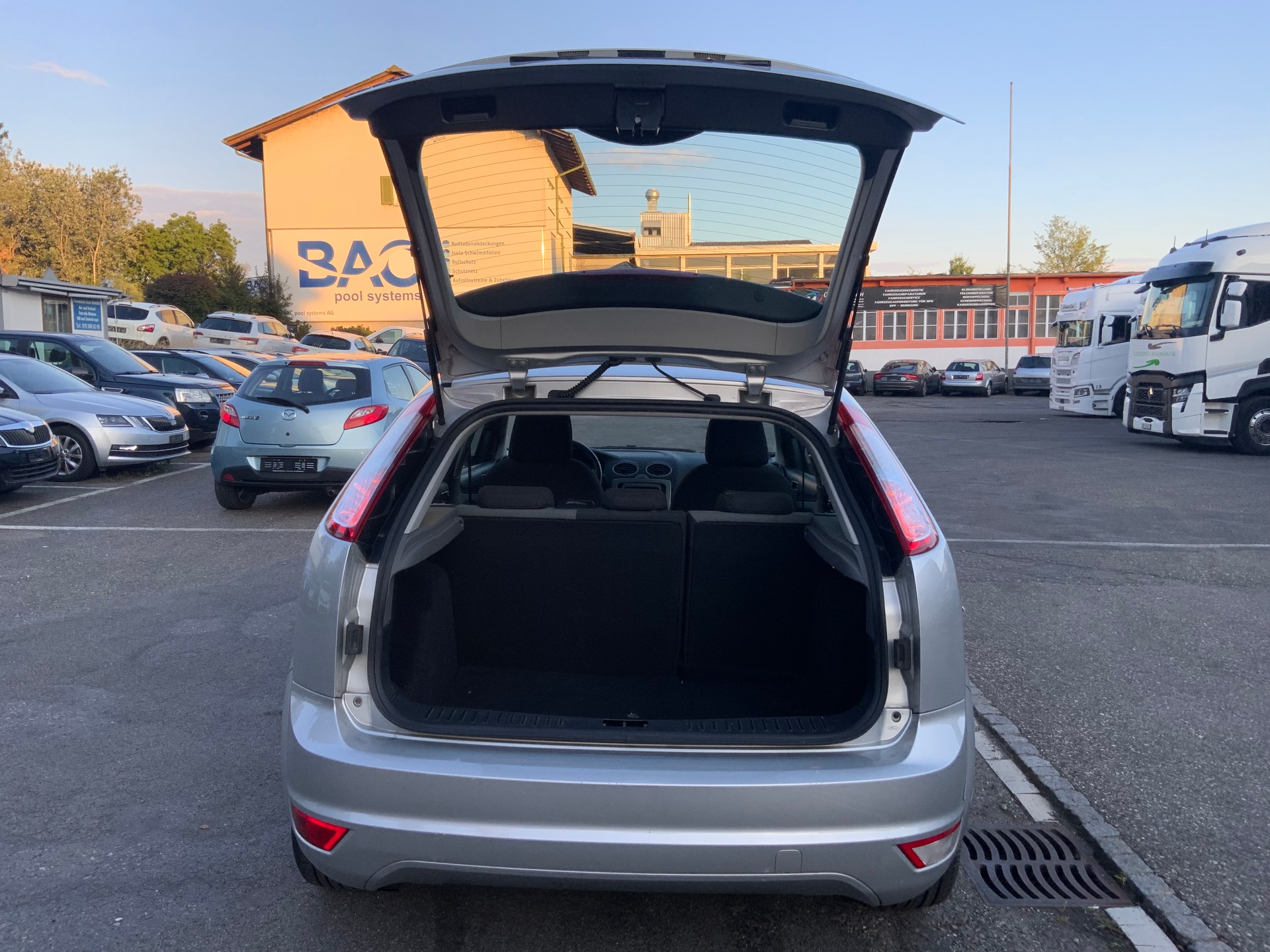 FORD Focus 1.6i VCT Carving-image-6