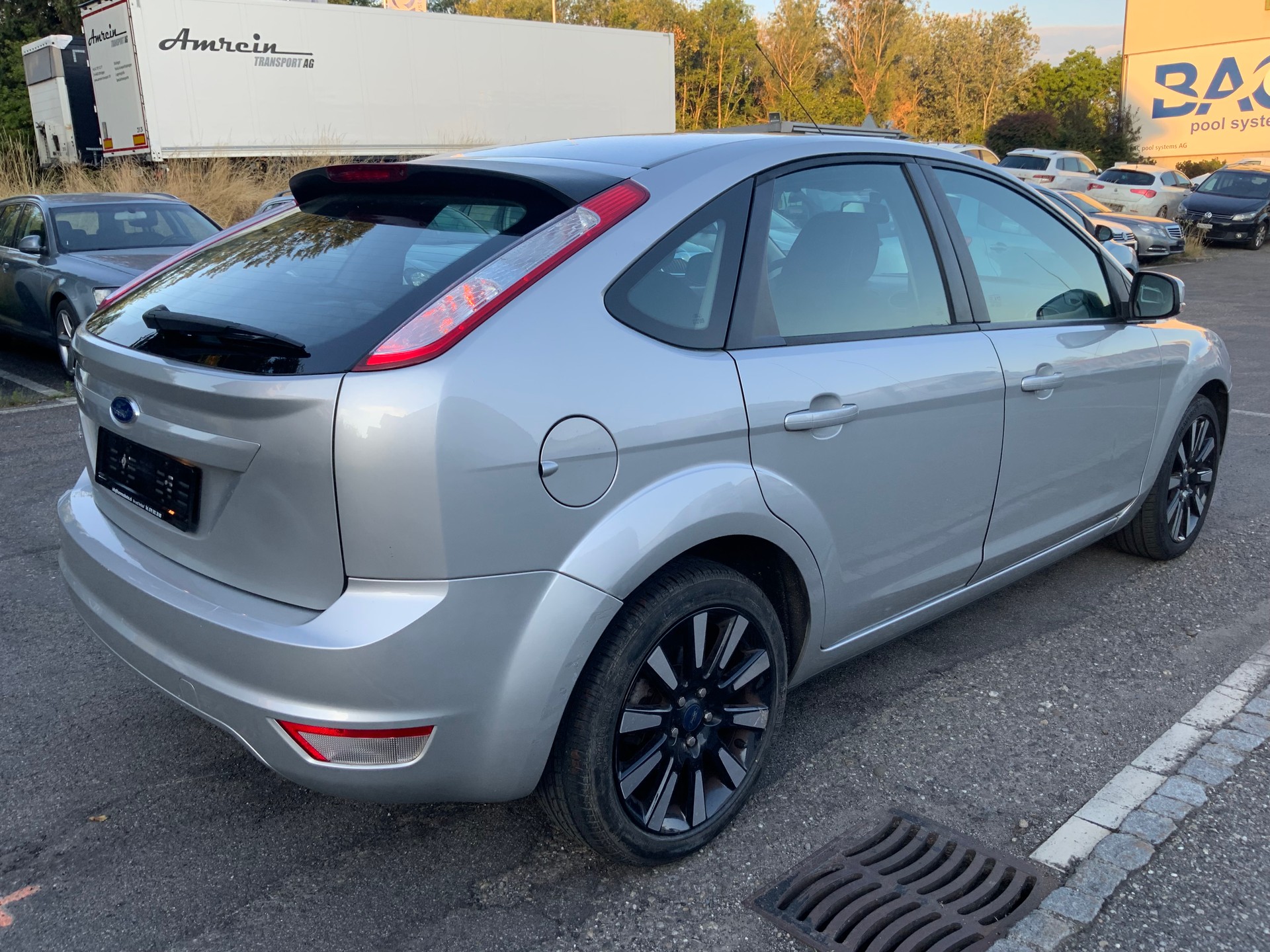 FORD Focus 1.6i VCT Carving-image-3