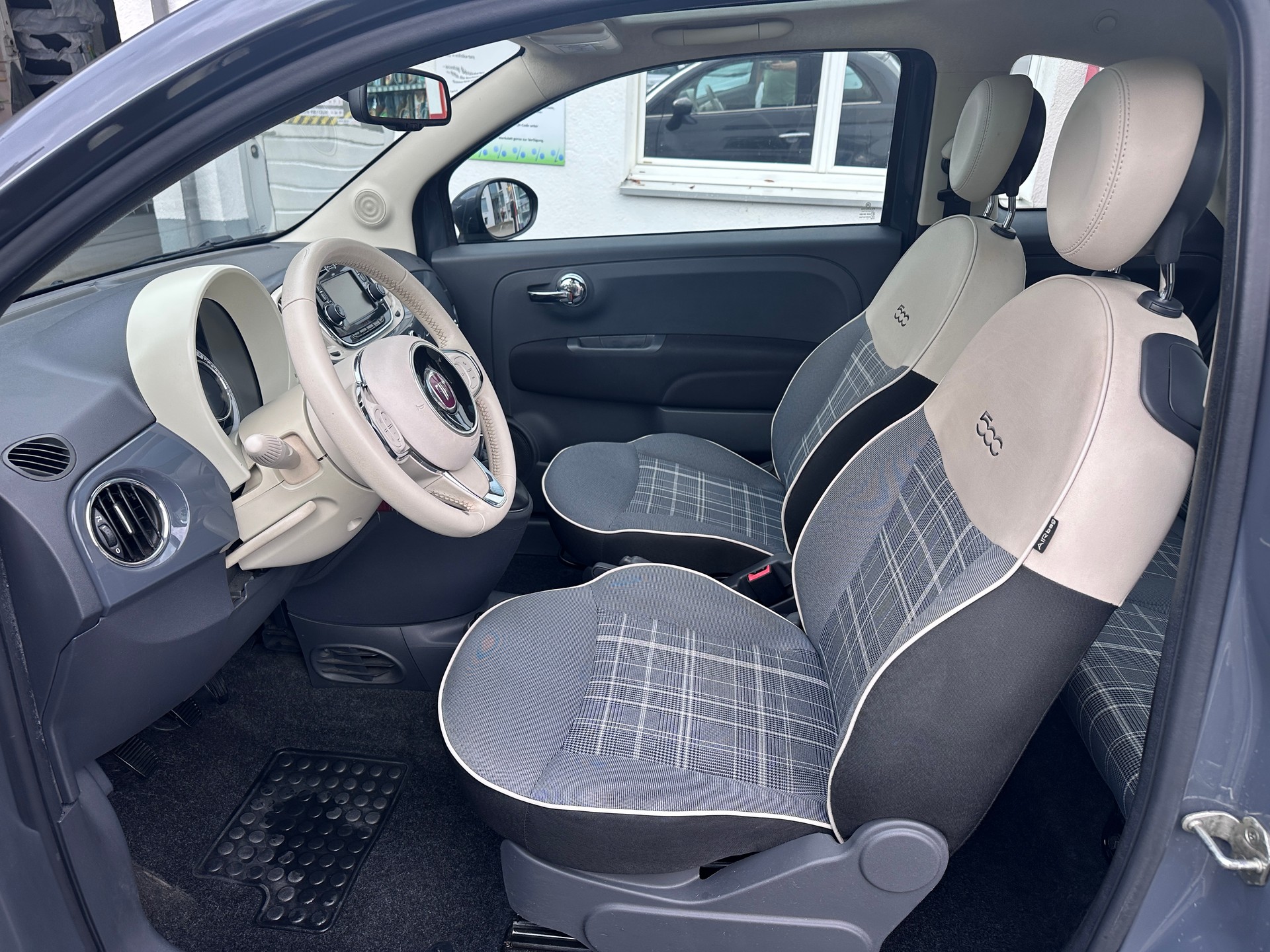 FIAT 500 1.2 Pop Star-image-9