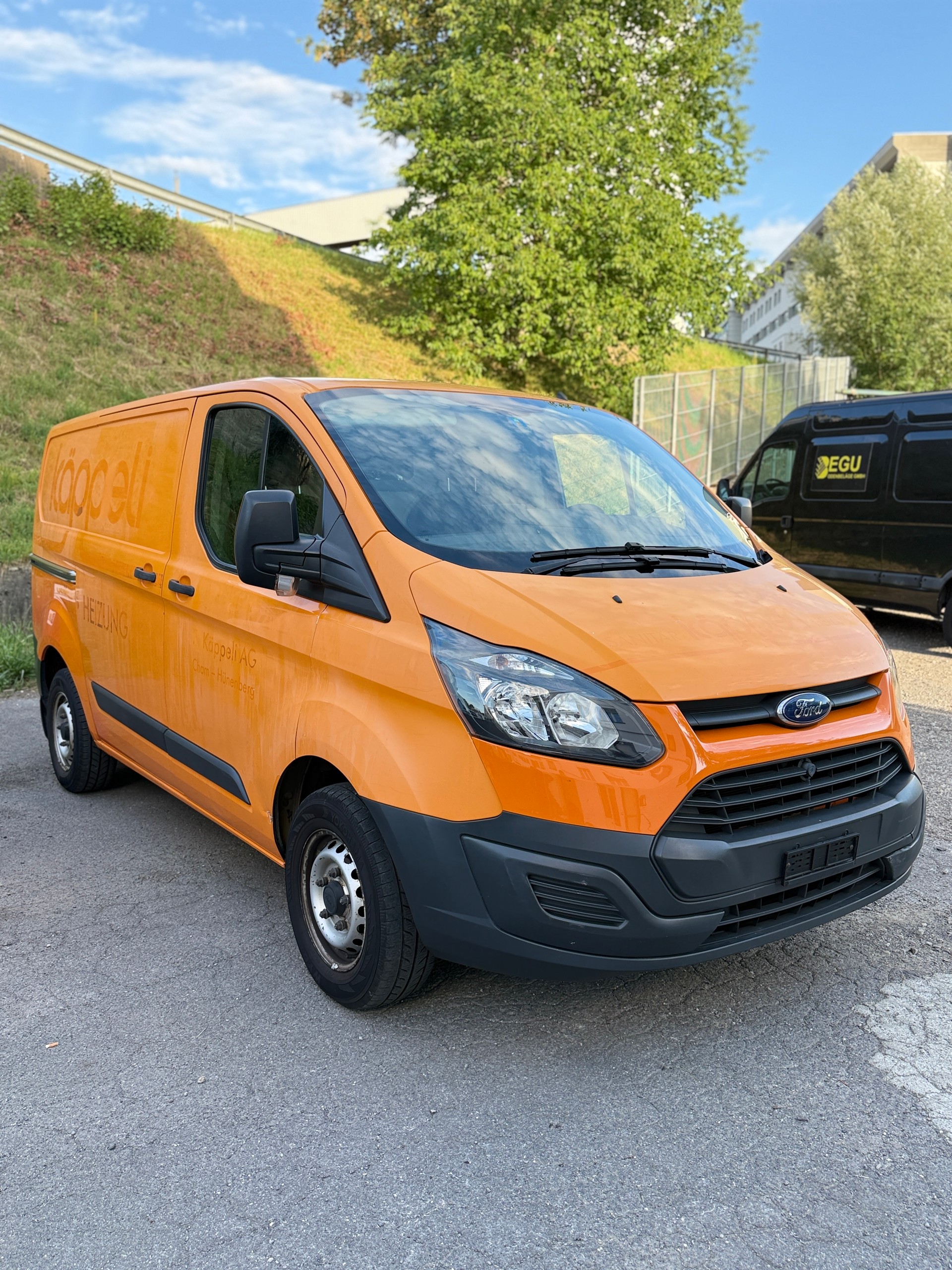 FORD Transit Custom Van 250 L1H1 Ambiente-image-2