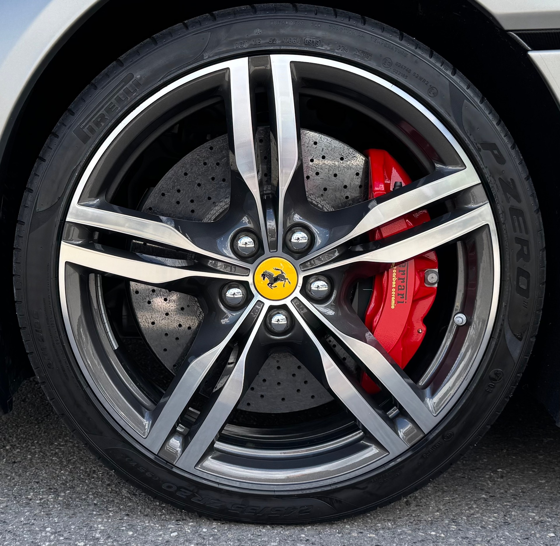 FERRARI Portofino 3.9 V8 T * Atelier Car *-image-11
