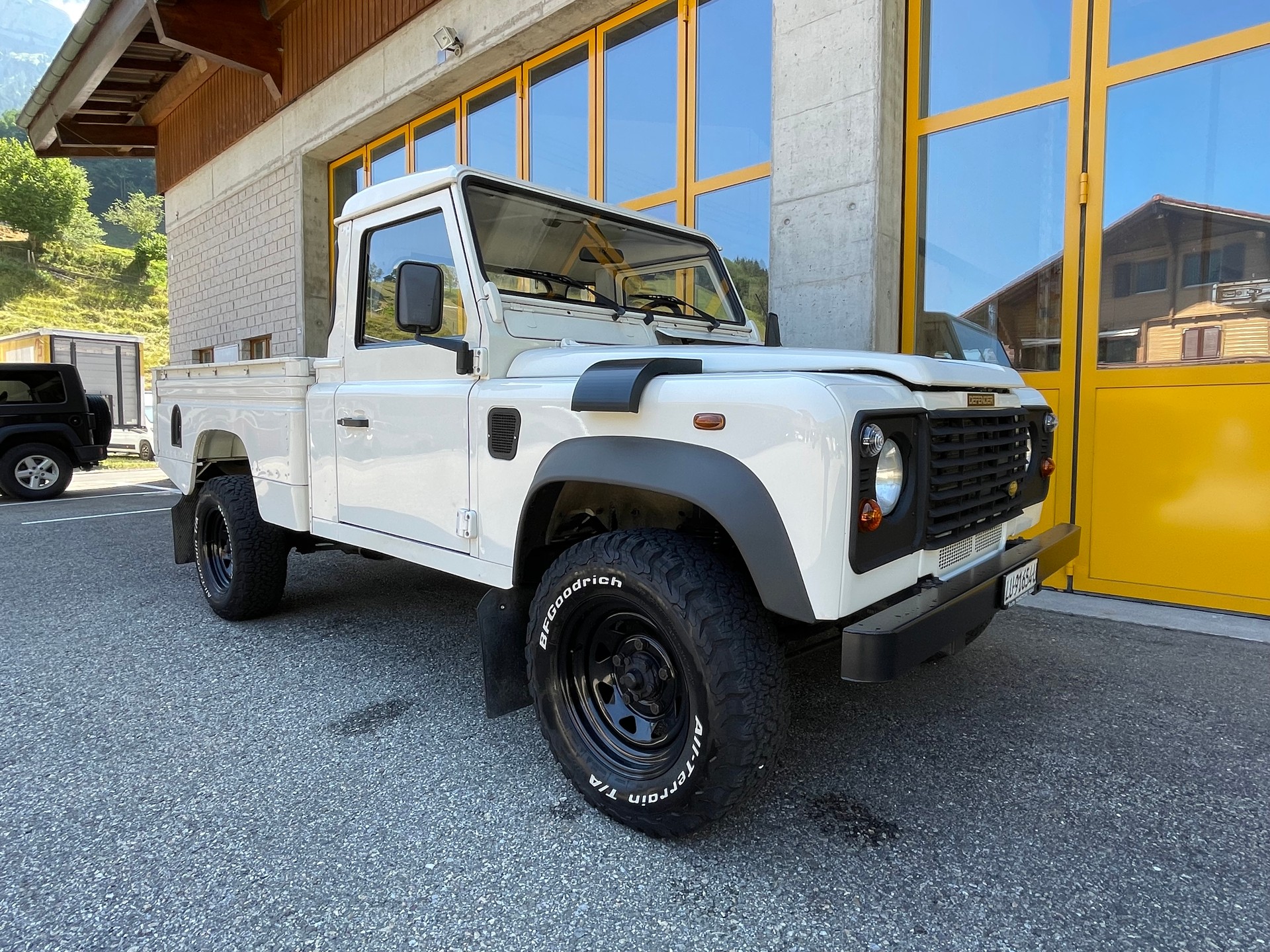 LAND ROVER 110 Td5-image-9