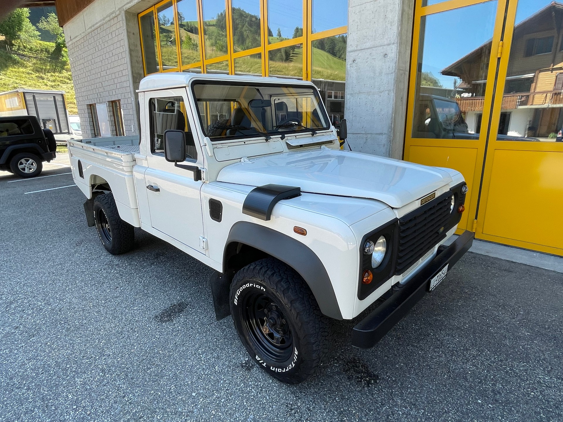 LAND ROVER 110 Td5-image-10