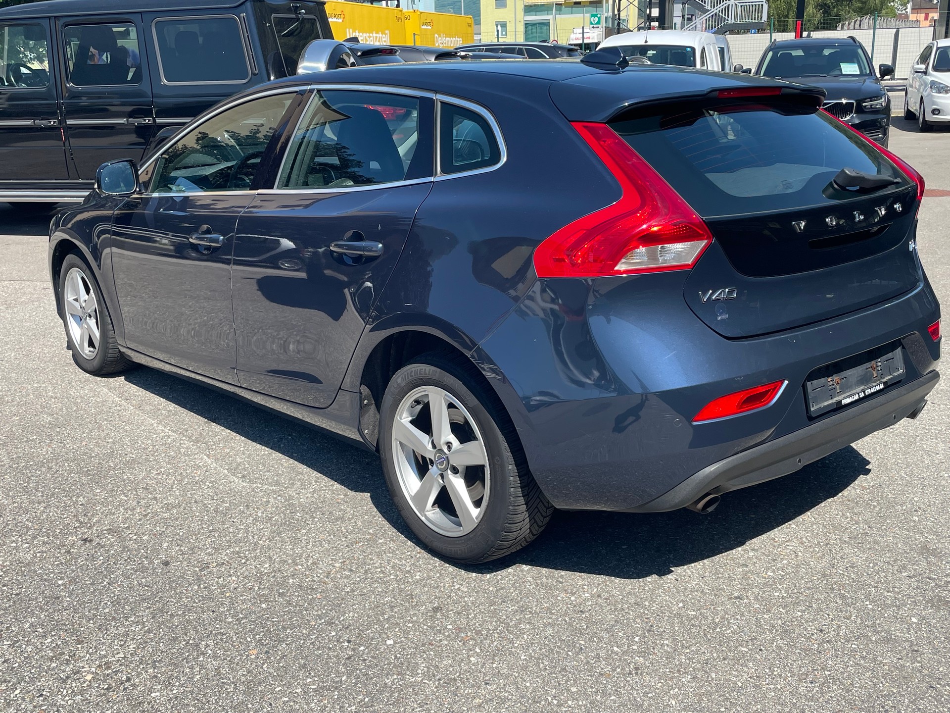 VOLVO V40 T3 Kinetic-image-7