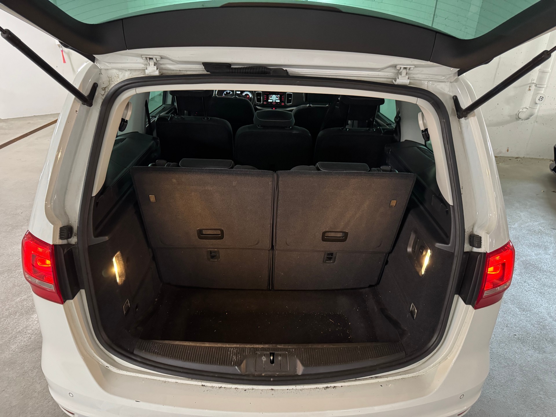 VW Sharan 2.0 TDI BlueMotion Technology Cup DSG-image-7