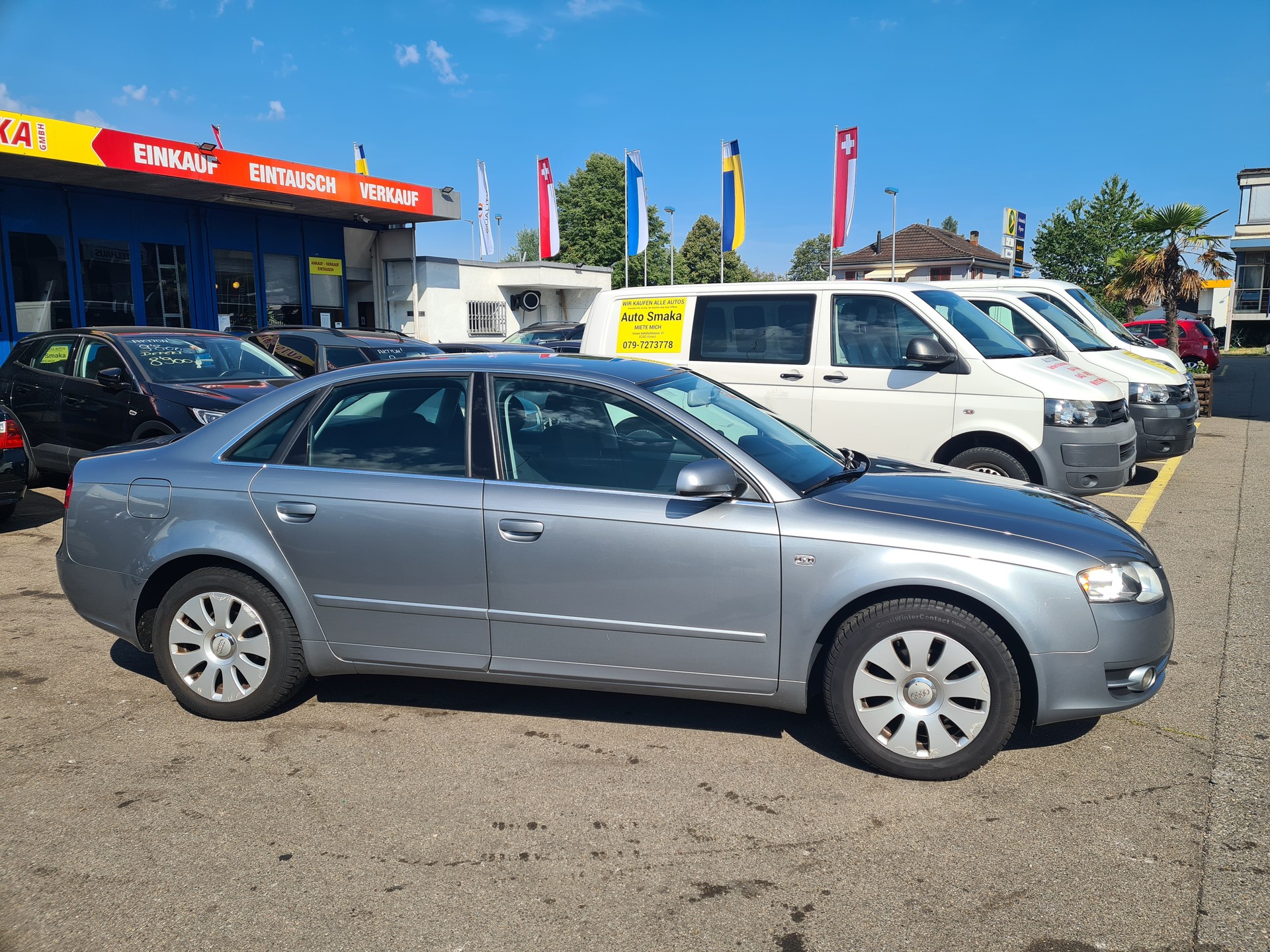 AUDI A4 Limousine 1.6-image-1