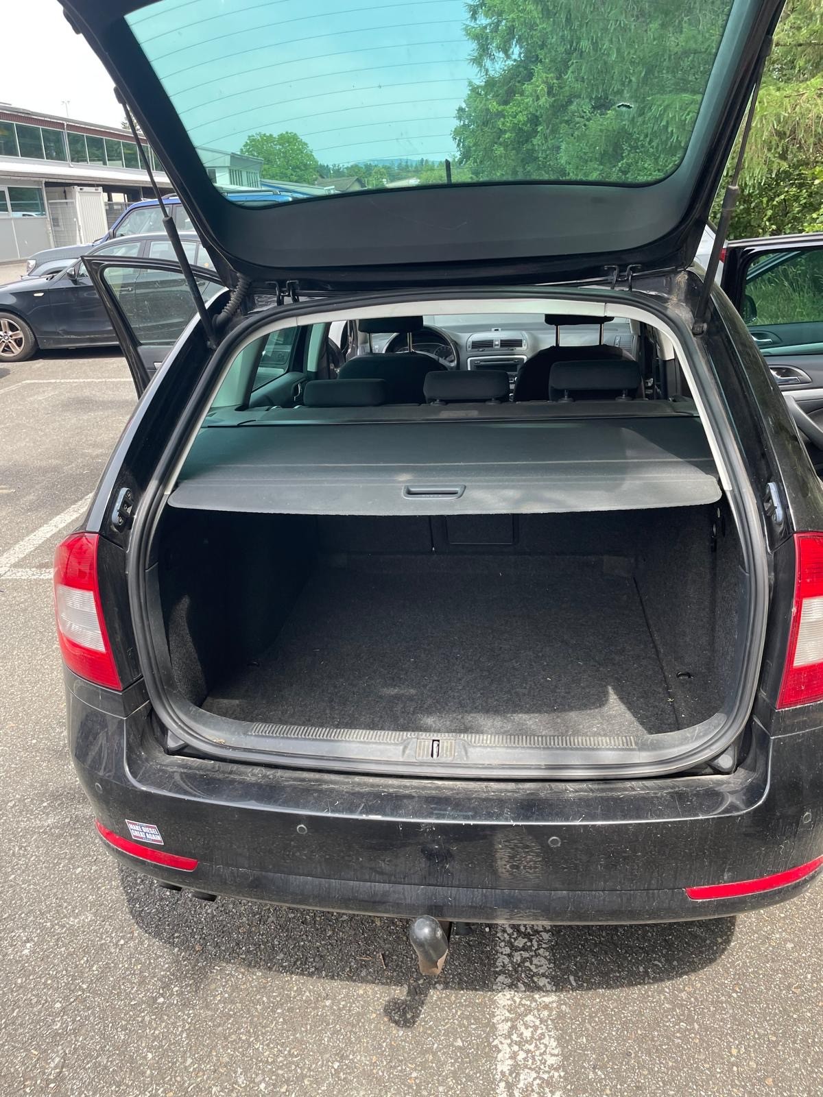 SKODA Octavia Combi 2.0 TDI AllDrive 4x4-image-10