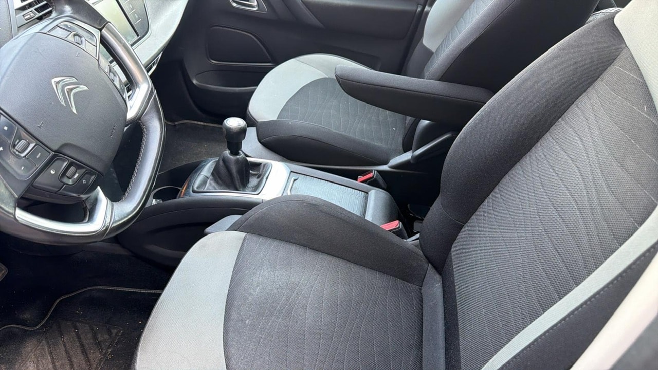 CITROEN Grand C4 Picasso 1.6i 16V THP Exclusive-image-6