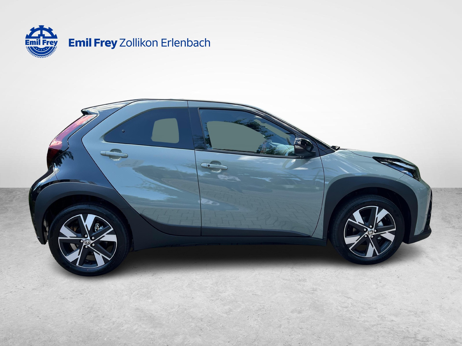 TOYOTA Aygo X 1.5 VVT-i HSD Trend-image-5