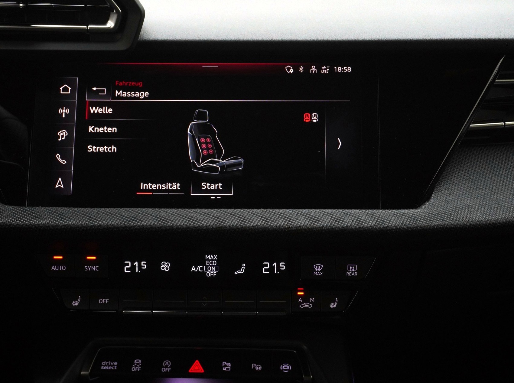 AUDI S3 Sportback 2.0 T FSI quattro S-Tronic-image-18