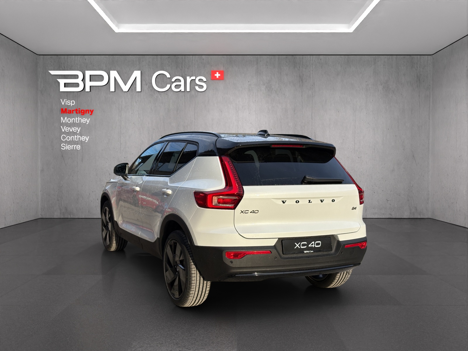 Image VOLVO XC40 XC40 B4 Benzin Mild Hybrid Ultra Black Edition DCT