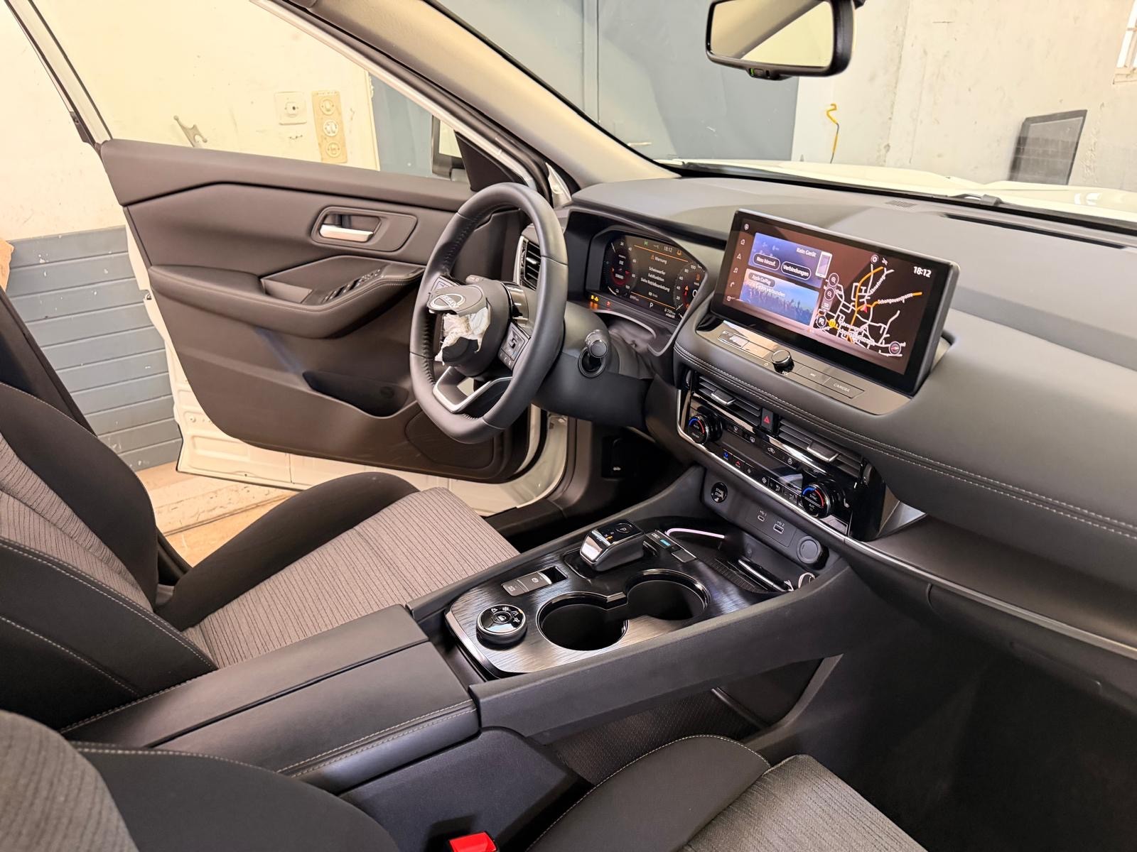 NISSAN X-Trail 1.5 VC-T e-Power 4WD N-Connecta-image-13