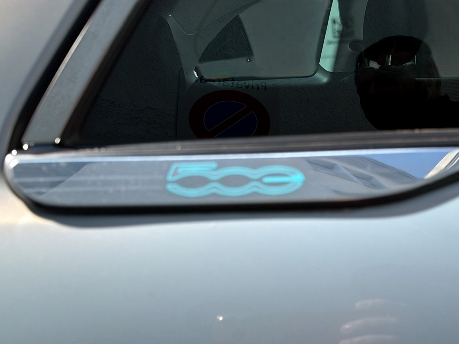 FIAT 500 C electric 87 kW Swiss Edition-image-9