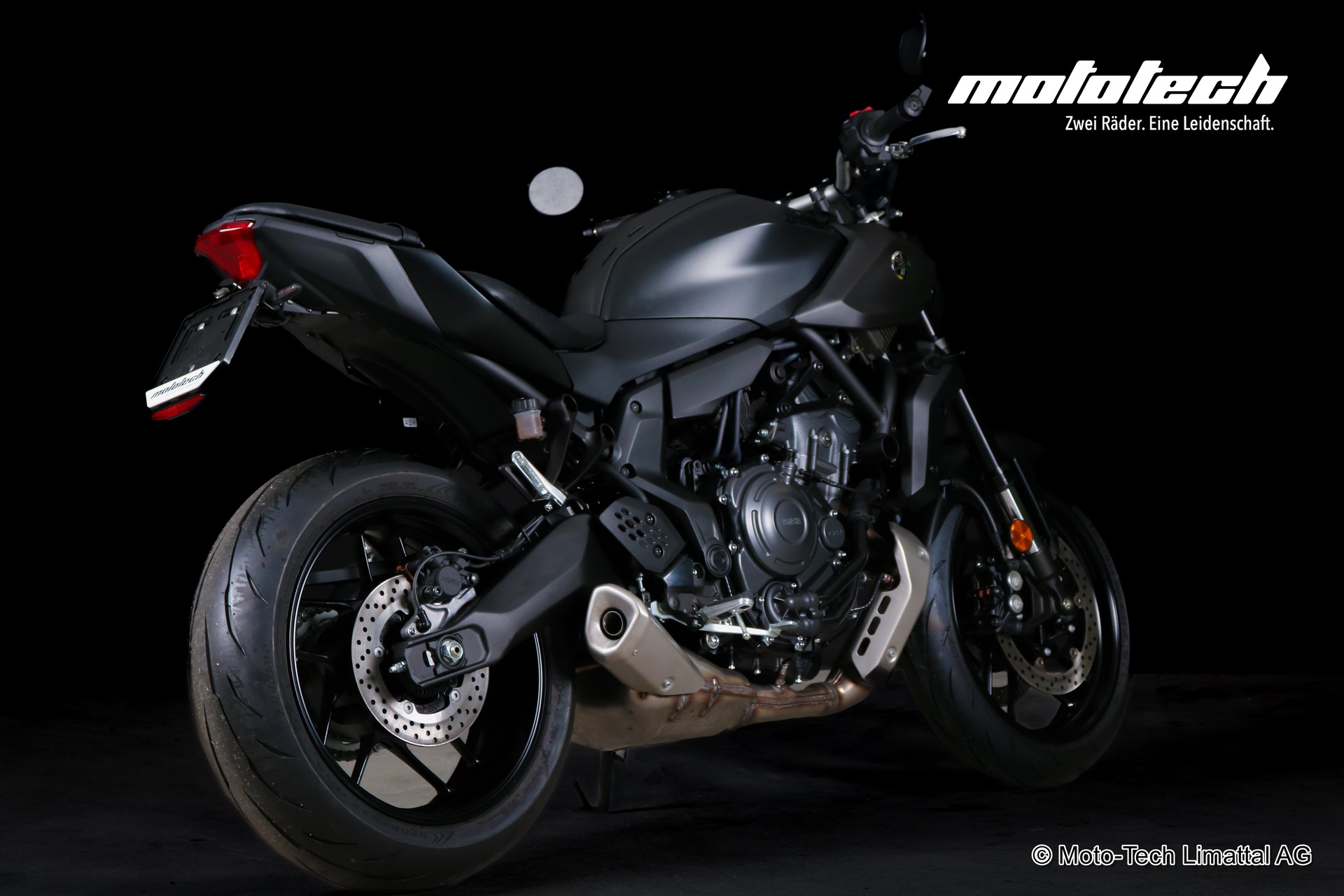 YAMAHA MT-07 (35KW)-showroom-element-2