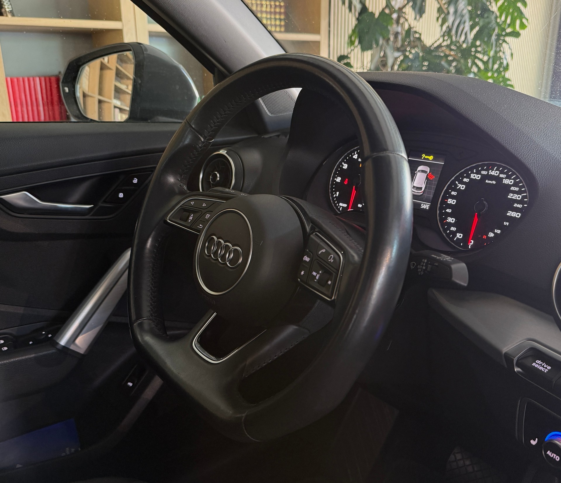 AUDI Q2 30 TFSI Sport S-tronic-image-10