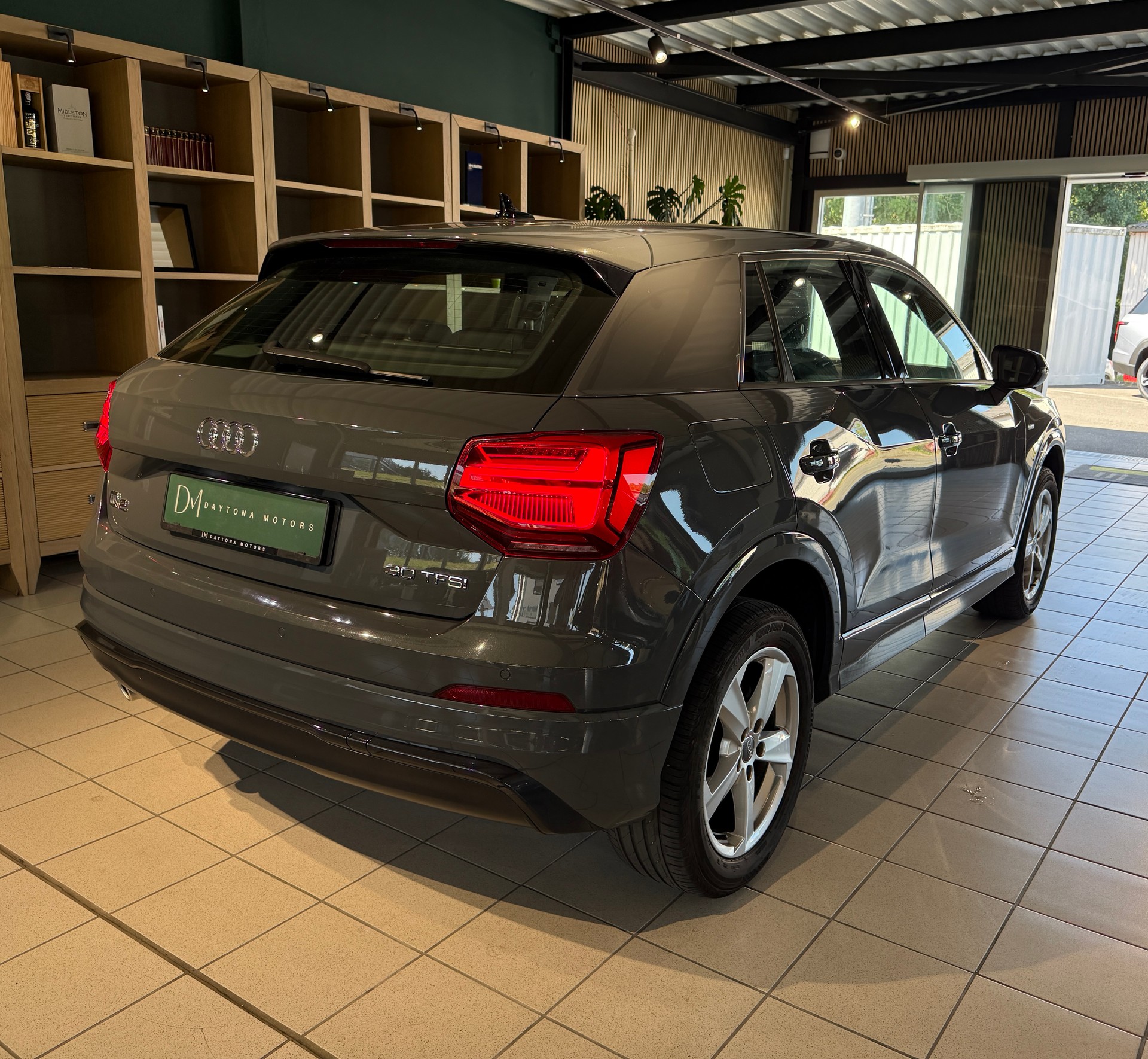 AUDI Q2 30 TFSI Sport S-tronic-showroom-element-2