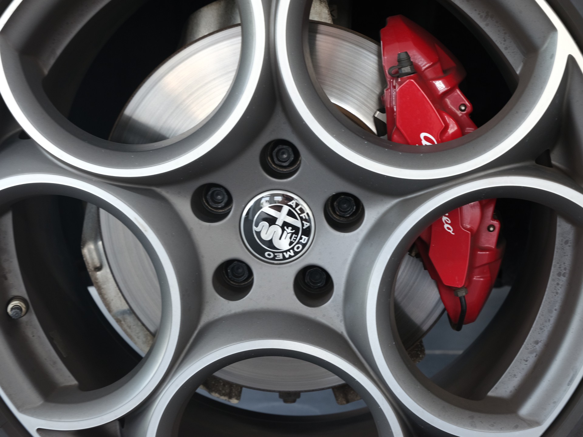 ALFA ROMEO Stelvio 2.2JTDM Veloce Q4Automatic *Rückfahrkamera* *Panorama* *Memory Sitze*-image-9