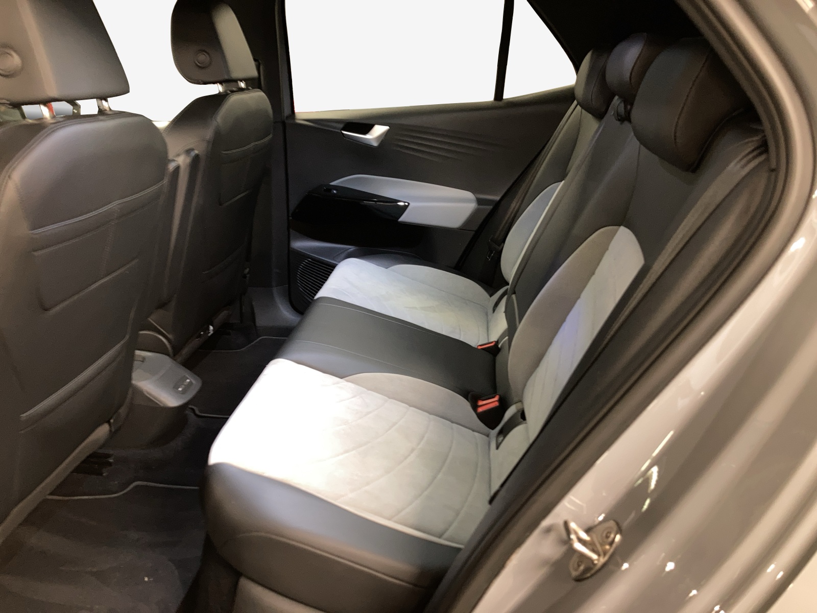 VW ID.3 Pro Performance 58 kWh 75 Edition-image-11