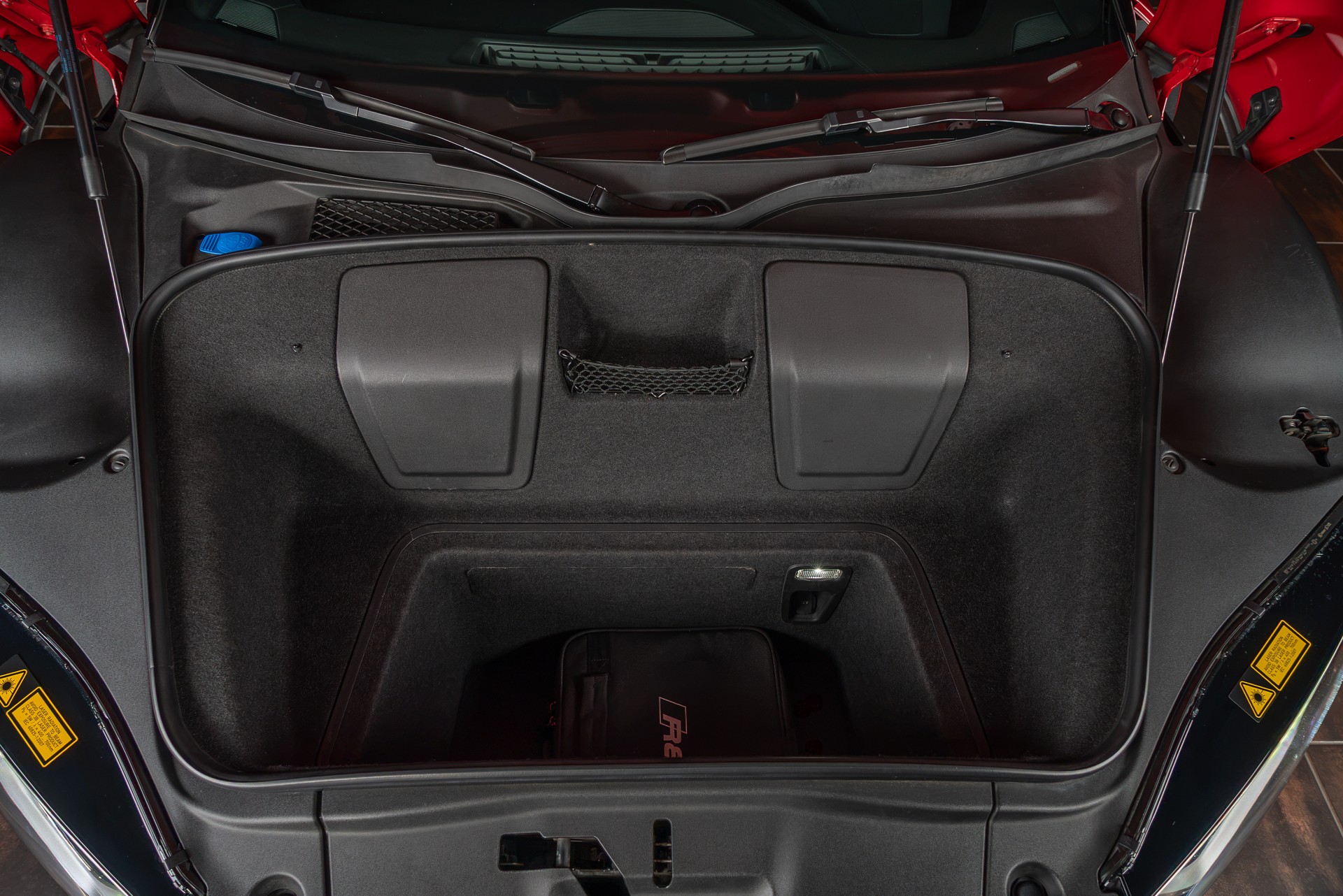 AUDI R8 Spyder 5.2 RWS S-Tronic-image-17