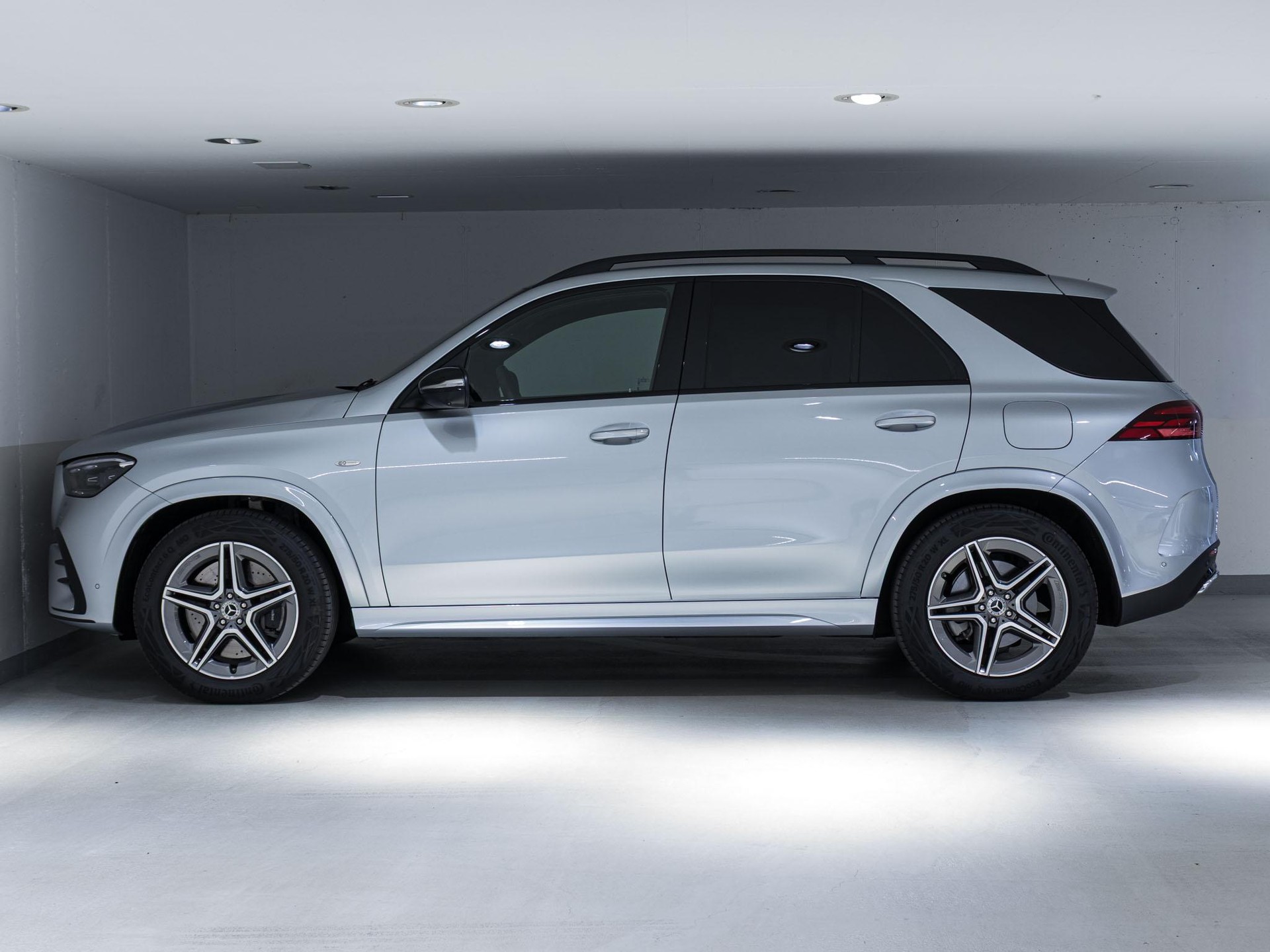 MERCEDES-BENZ GLE 350 de 4MATIC-image-4