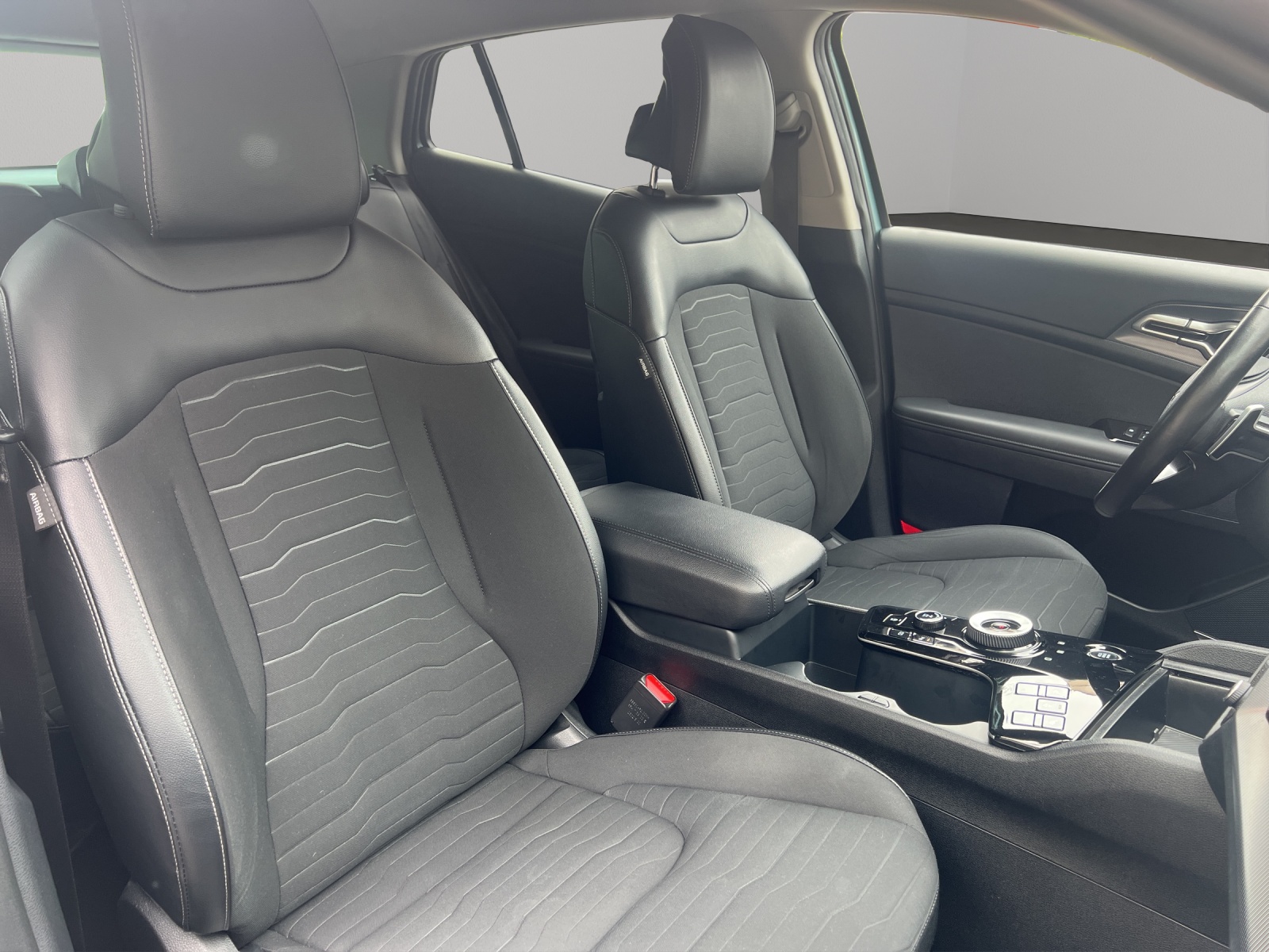 KIA Sportage 1.6 T Power Edition-image-12