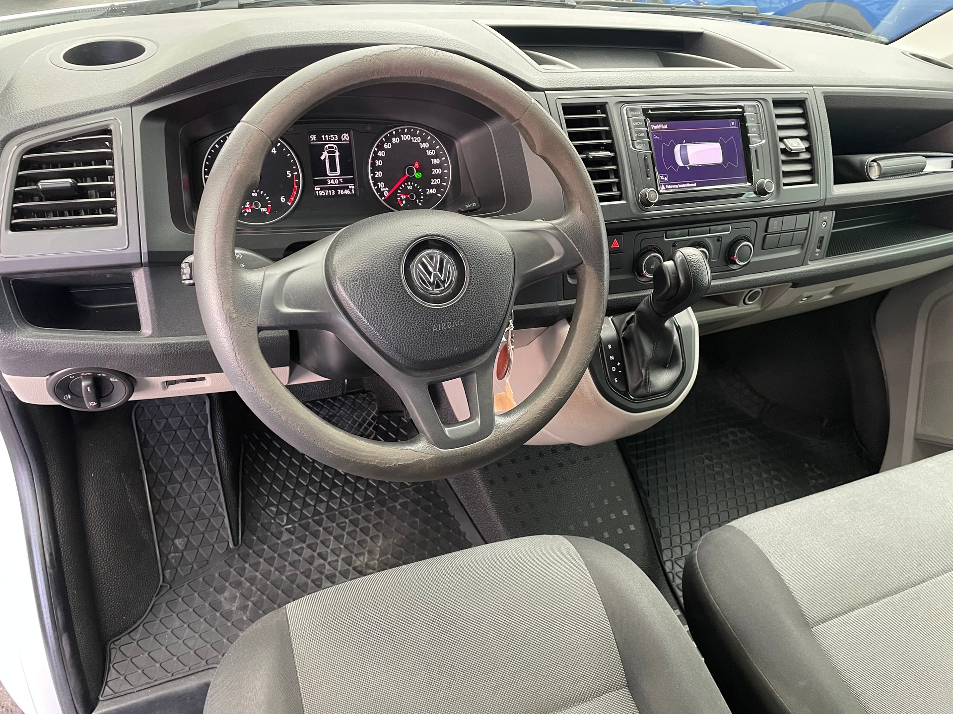 VW T6 2.0 TDI 4Motion DSG-image-8